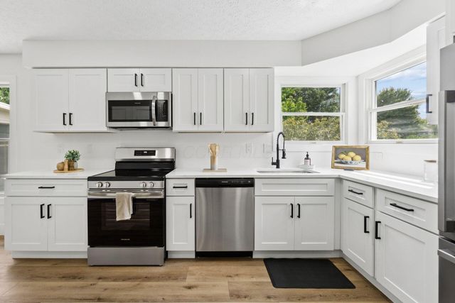 1710 Cloverdale Drive, Lancaster, OH 43130