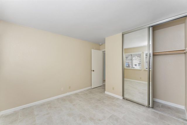 126 River Run Cir, Sacramento, CA 95833