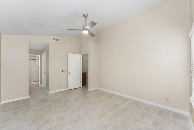 126 River Run Cir, Sacramento, CA 95833