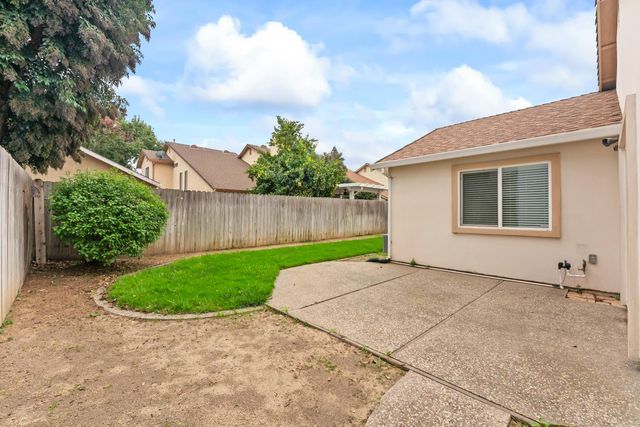 126 River Run Cir, Sacramento, CA 95833
