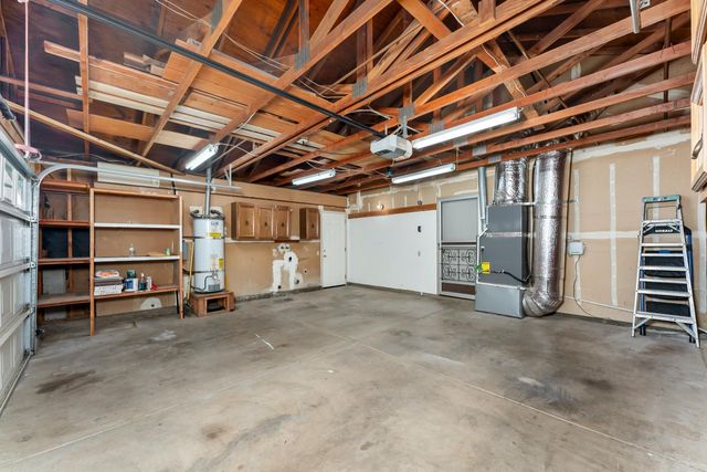 126 River Run Cir, Sacramento, CA 95833