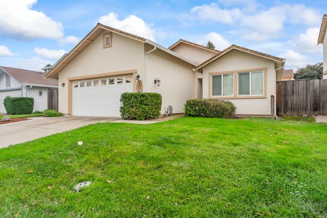 126 River Run Cir, Sacramento, CA 95833