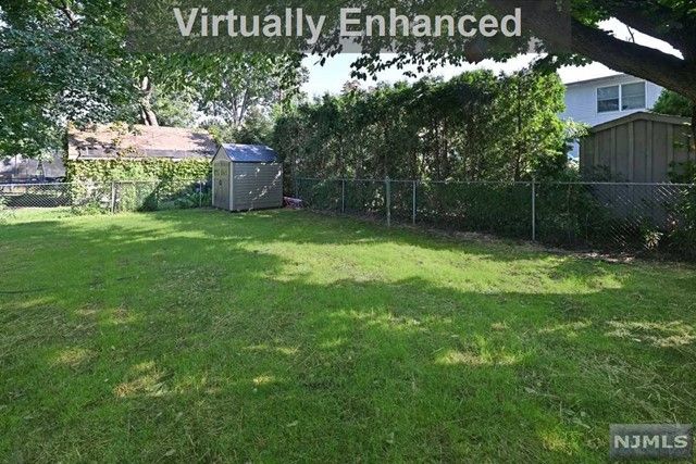 57 Bellevue Avenue, Elmwood Park, NJ 07407