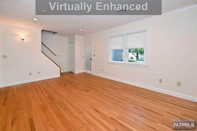 57 Bellevue Avenue, Elmwood Park, NJ 07407