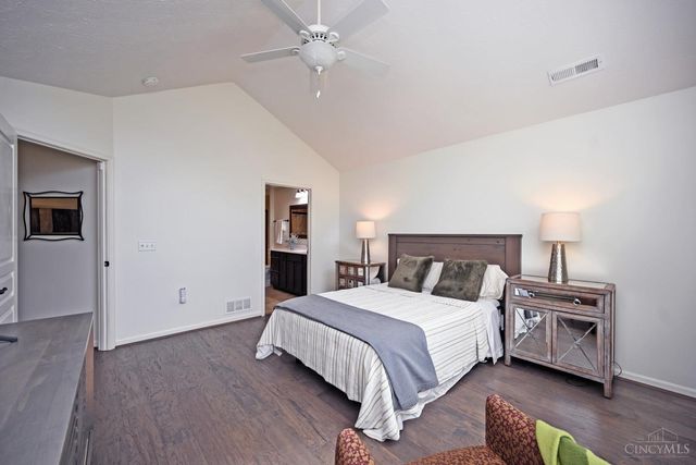 9203 Park Place Circle, West Chester, OH 45069