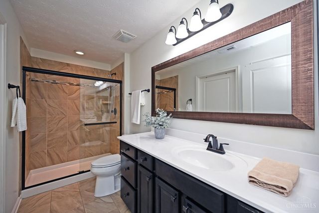 9203 Park Place Circle, West Chester, OH 45069
