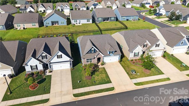 108 Pampas Place, Statesville, NC 28625