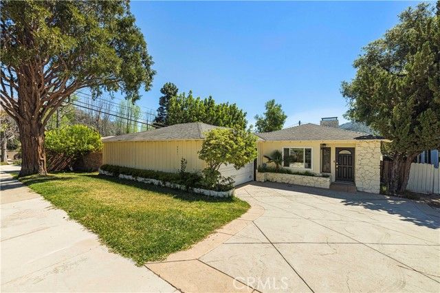 9601 Creemore Place, Tujunga (los Angeles), CA 91042
