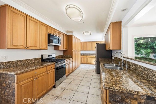 9601 Creemore Place, Tujunga (los Angeles), CA 91042