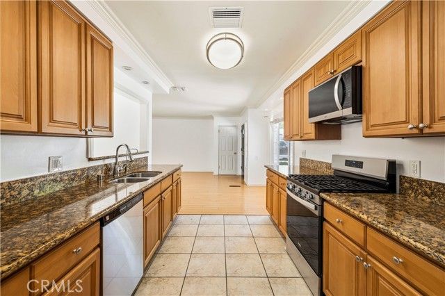 9601 Creemore Place, Tujunga (los Angeles), CA 91042