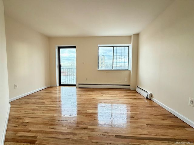 132-54 Pople Avenue 4A, Flushing, NY 11355