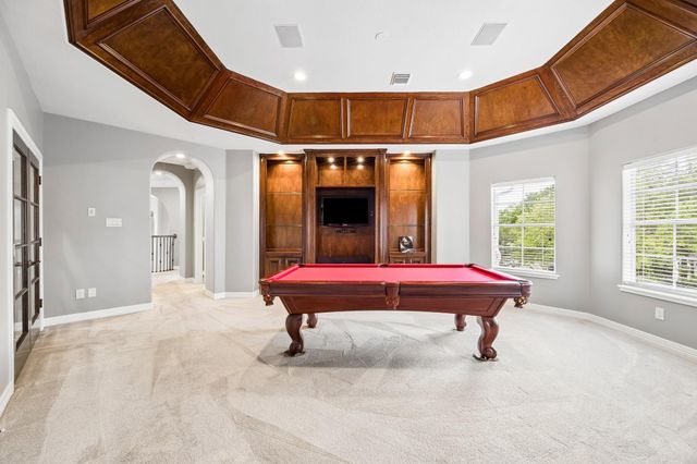 907 Enclave Lake Drive, Houston, TX 77077