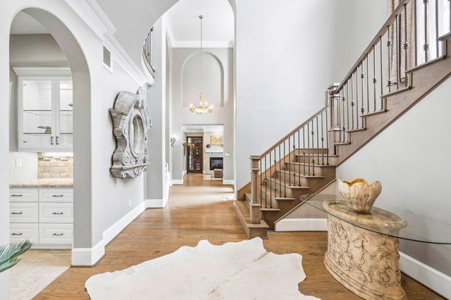 907 Enclave Lake Drive, Houston, TX 77077