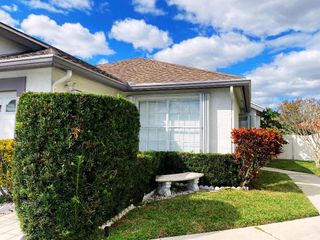 3830 Circle Lake Drive, West Palm Beach, FL 33417