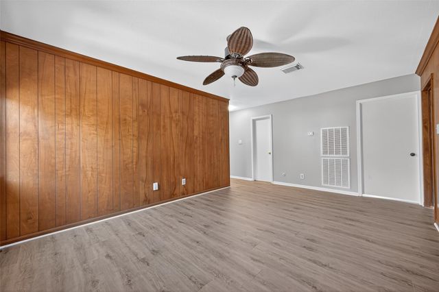 1714 Corral Drive, Houston, TX 77090