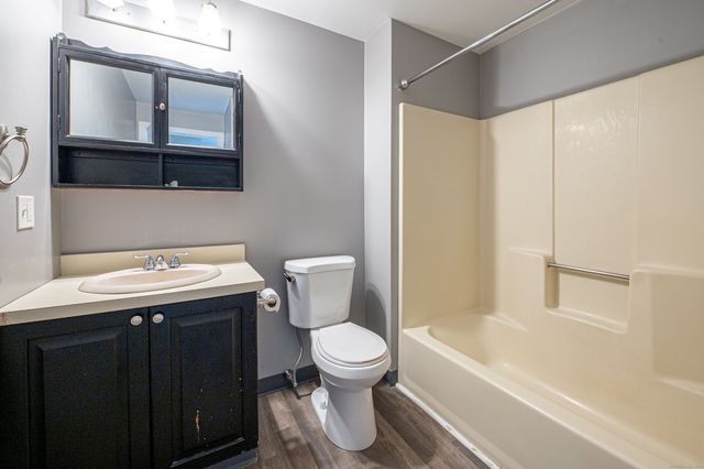 129 Brentwood Drive 129, Wallingford, CT 06492