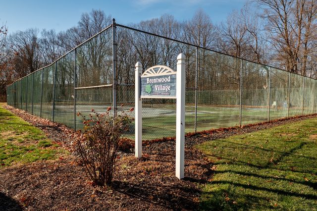 129 Brentwood Drive 129, Wallingford, CT 06492