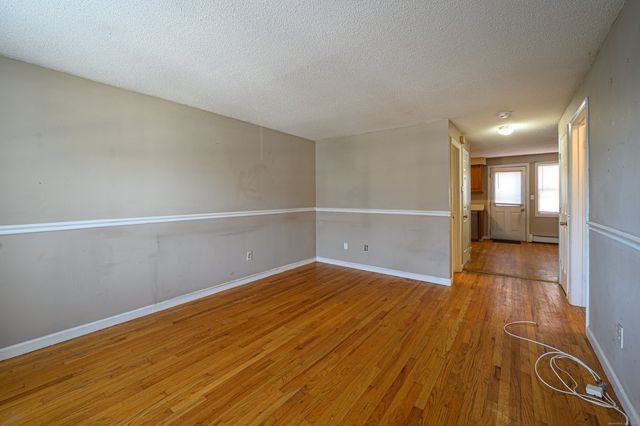 129 Brentwood Drive 129, Wallingford, CT 06492