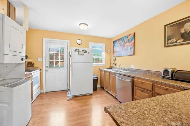 11693 E 7th Avenue, Aurora, CO 80010