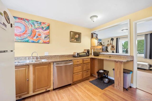 11693 E 7th Avenue, Aurora, CO 80010