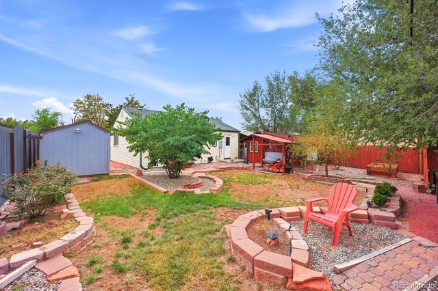 11693 E 7th Avenue, Aurora, CO 80010