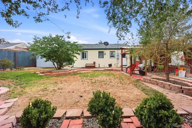 11693 E 7th Avenue, Aurora, CO 80010
