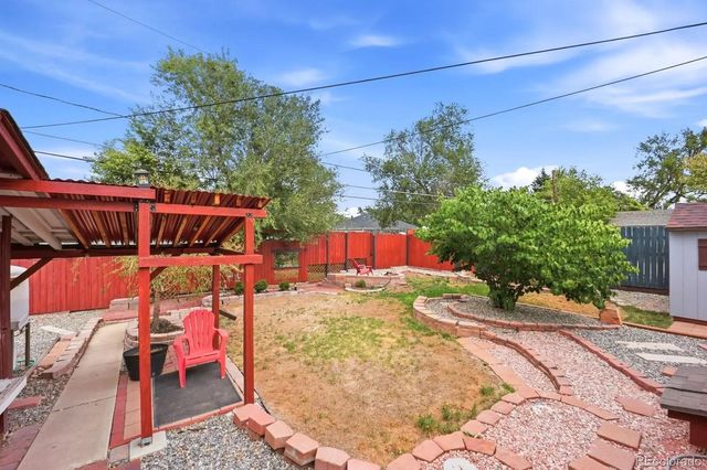 11693 E 7th Avenue, Aurora, CO 80010