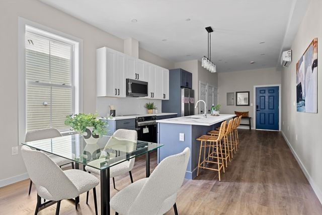 28 Hansborough St. 5, Boston, MA 02124