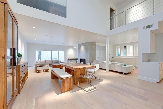 39 River Hollow Lane, Houston, TX 77027