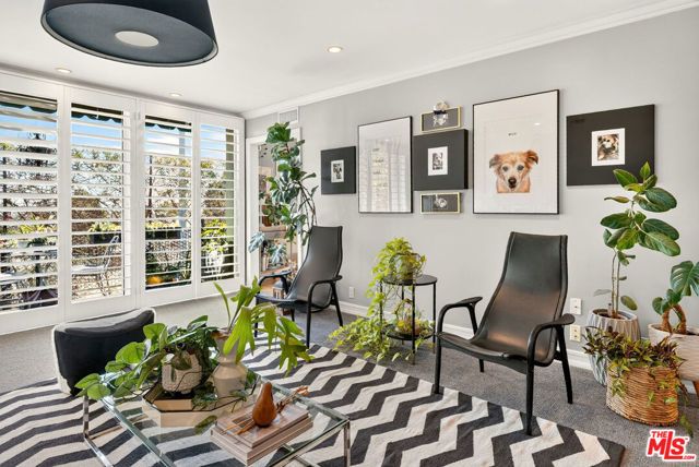 289 S Barrington Avenue A308, Los Angeles, CA 90049