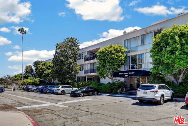 289 S Barrington Avenue A308, Los Angeles, CA 90049