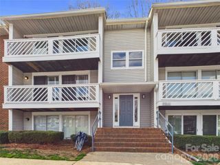 9511 Shannon Green Drive APT E, Charlotte, NC 28213