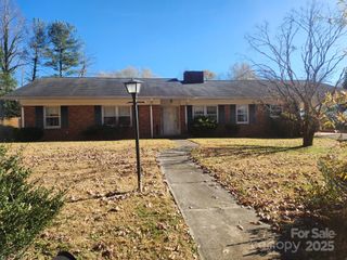 214 Robinwood Circle, Lenoir, NC 28645
