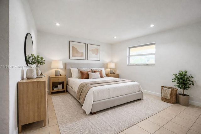 608 SW 16th Ave 3, Fort Lauderdale, FL 33312