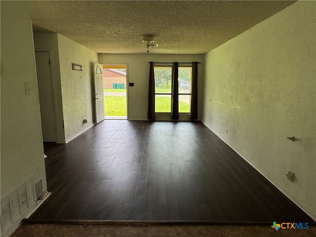 1128 Lindsey Circle, Belton, TX 76513