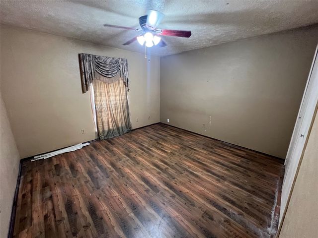 5616 Tucker Street, The Colony, TX 75056