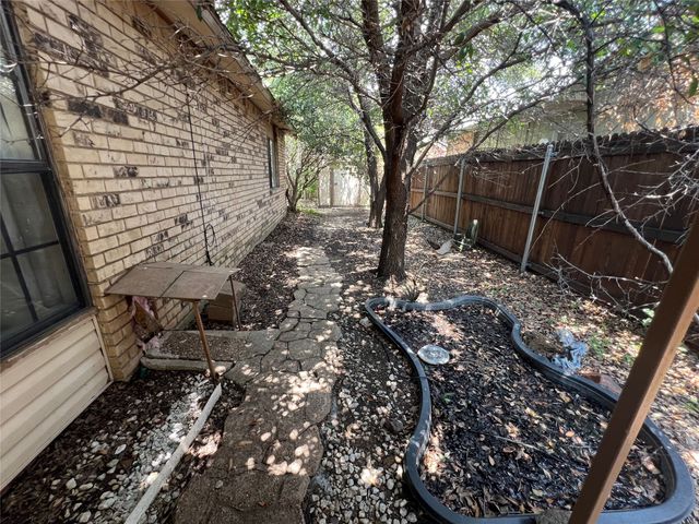 5616 Tucker Street, The Colony, TX 75056