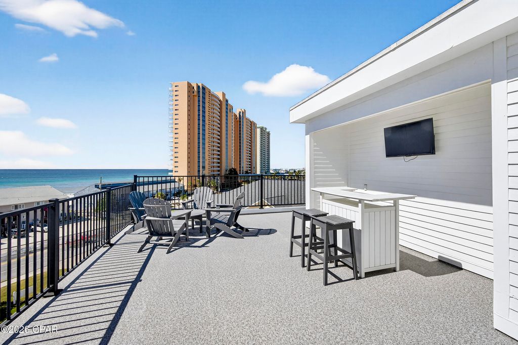 Image 7 of property listing at 17674 Front Beach Road 10 Units, Panama City Beach, FL 32413