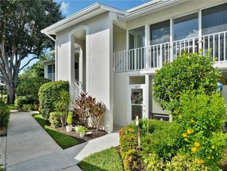 421 Country Hollow CT # D202, Naples, FL 34104