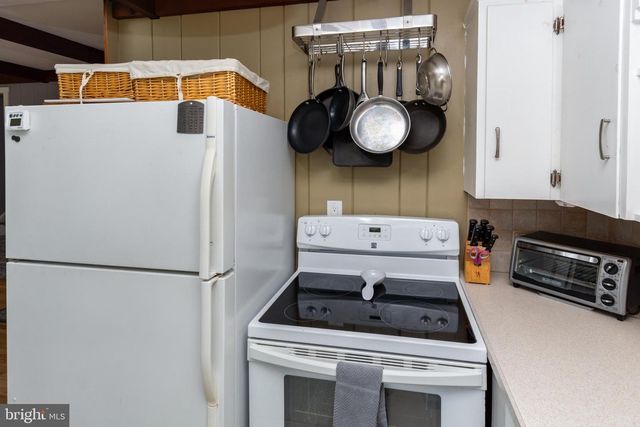30 MORGAN AVE, Titusville, NJ 08560
