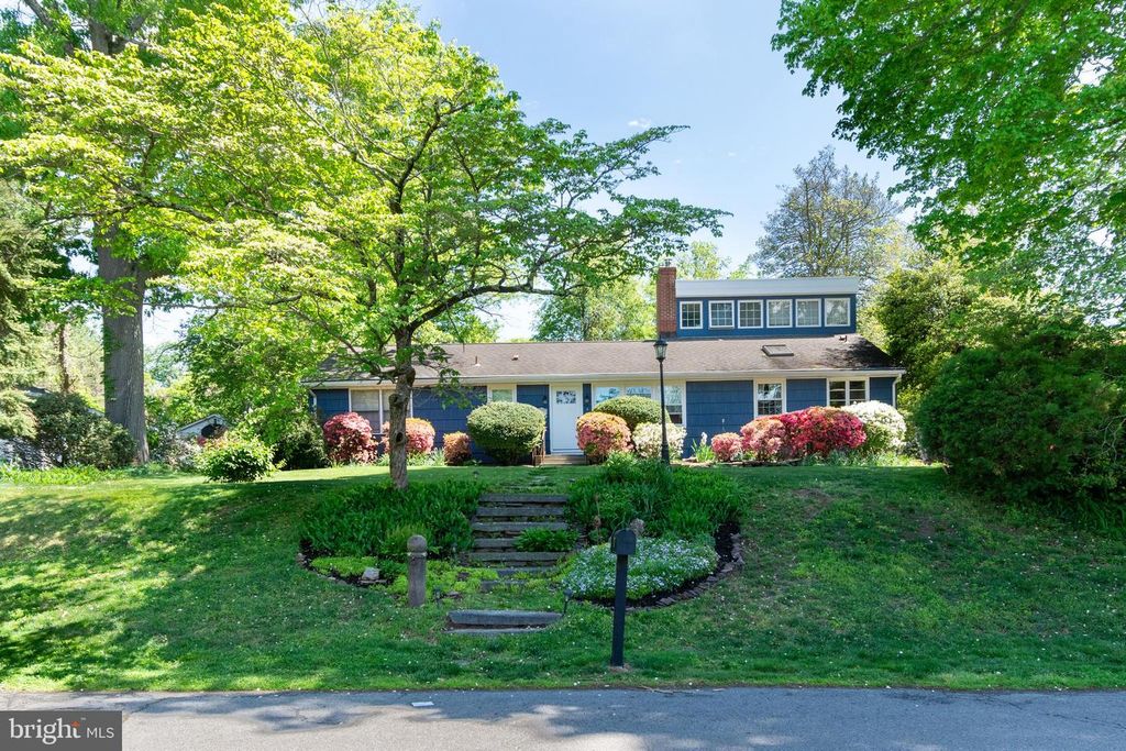 30 MORGAN AVE, Titusville, NJ 08560