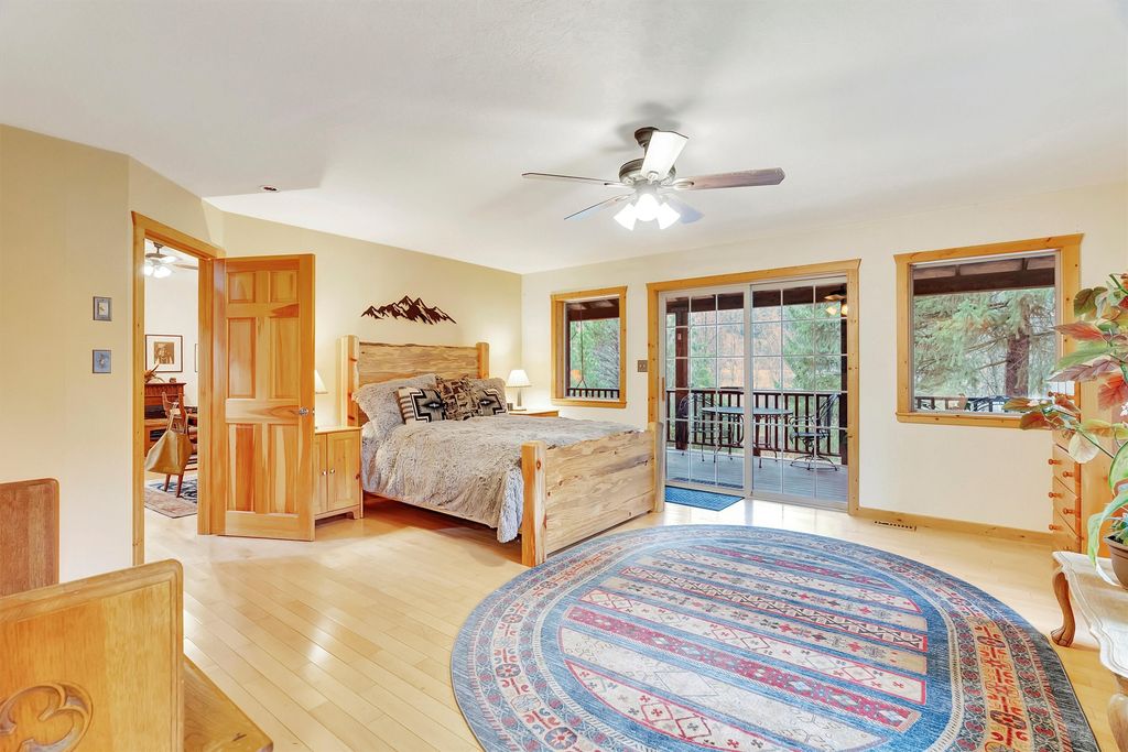 Image 18 of property listing at 25 River Front Drive S, Trout Creek, MT 59874