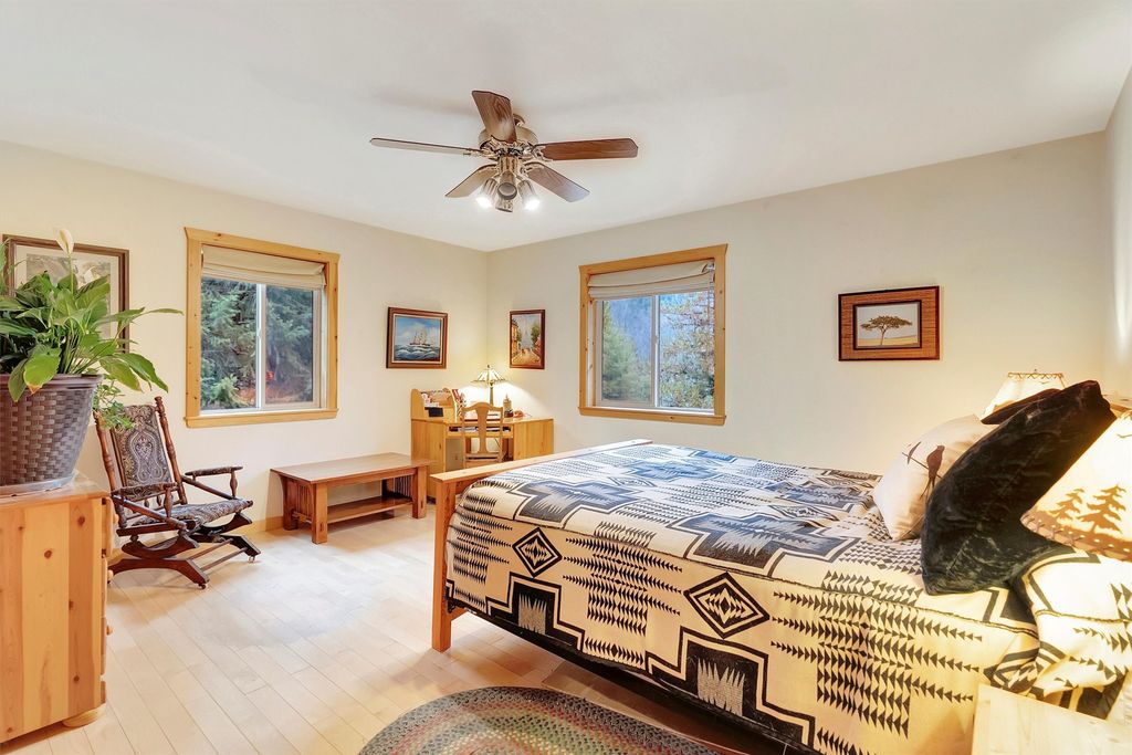 Image 25 of property listing at 25 River Front Drive S, Trout Creek, MT 59874
