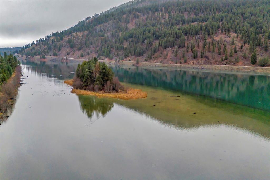 Image 52 of property listing at 25 River Front Drive S, Trout Creek, MT 59874