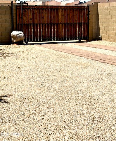 812 W Villa Rita Drive, Phoenix, AZ 85023