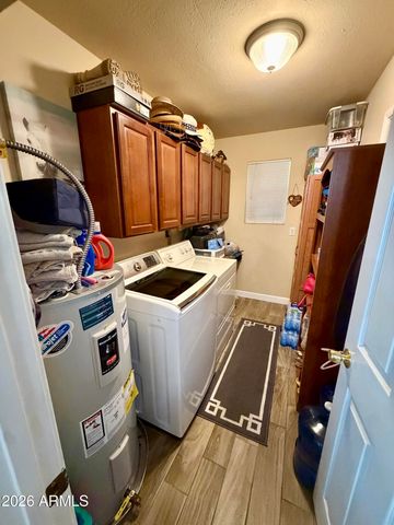 812 W Villa Rita Drive, Phoenix, AZ 85023