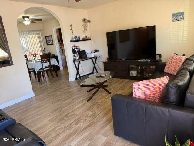 812 W Villa Rita Drive, Phoenix, AZ 85023