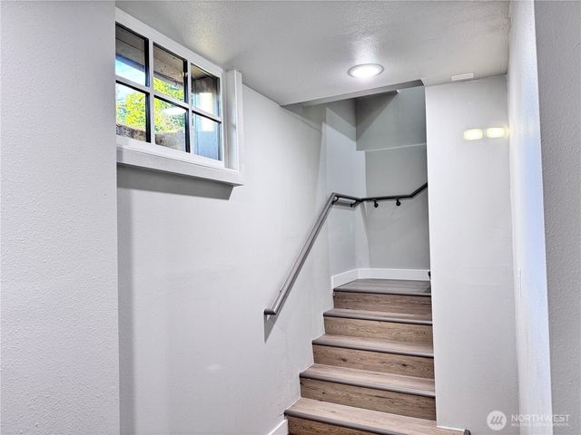 213 Willow Street, Bremerton, WA 98310