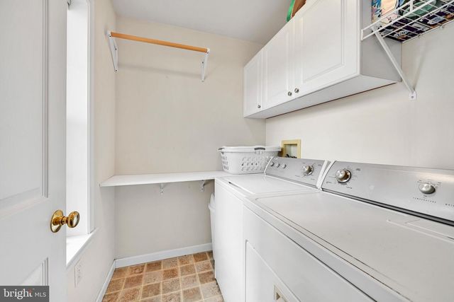 1585 HICKORY RUN CT, Elizabethtown, PA 17022