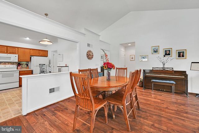 1585 HICKORY RUN CT, Elizabethtown, PA 17022